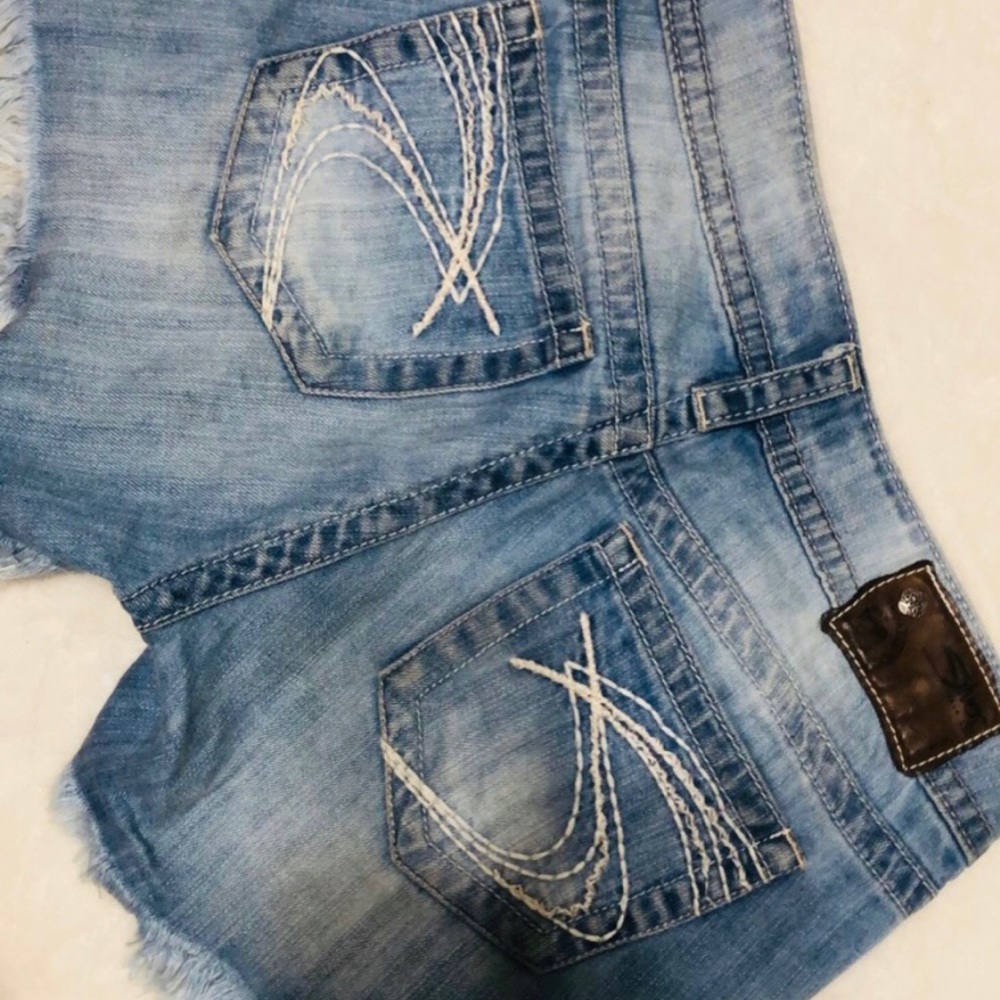 Silver Jeans Suki Shorts